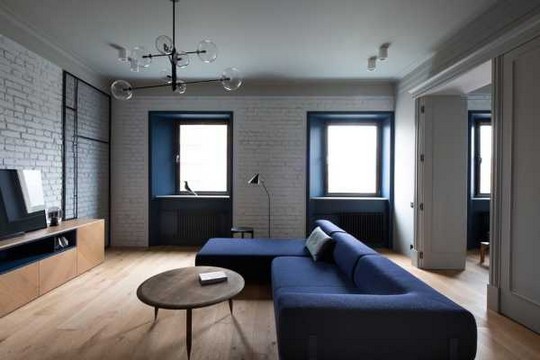 Beli stan sa plavim akcentima 78 m²