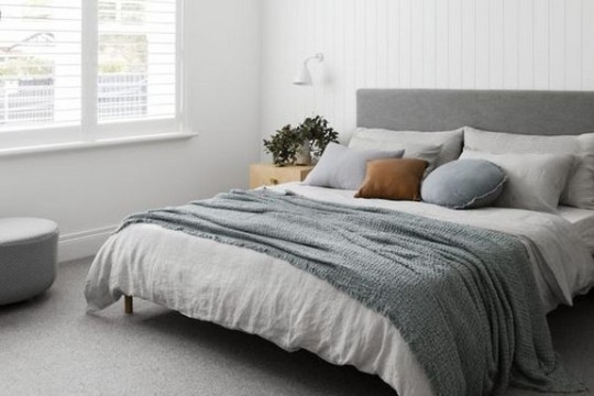 Ideje za sivi i beli izgled spavaćih soba