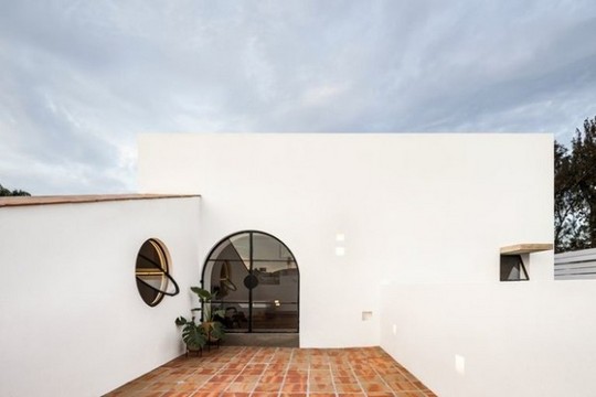 Manje je više: minimalistički dizajn kuće u Meksiku